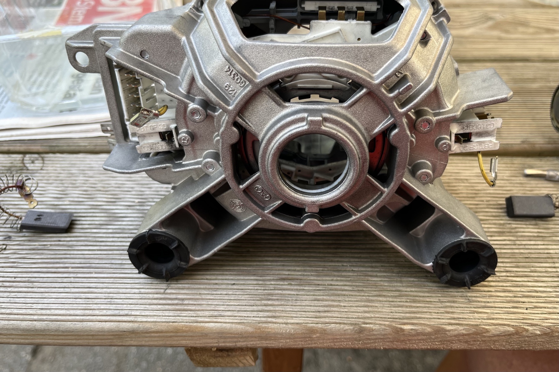 Bosch wasmachine motor vervangen koolborstels